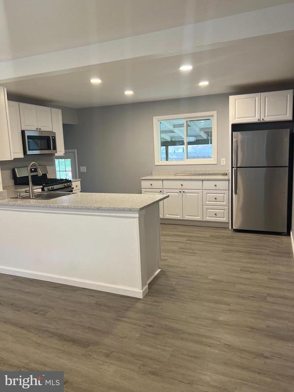 Photo - 1407 Gordon Dr