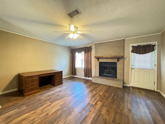 Photo - Beautiful 3 Bed 2 Bath Home