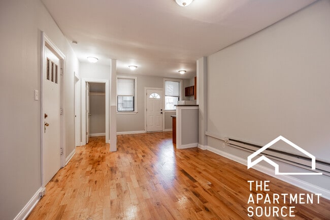 Photo - 4431 N Wolcott Ave