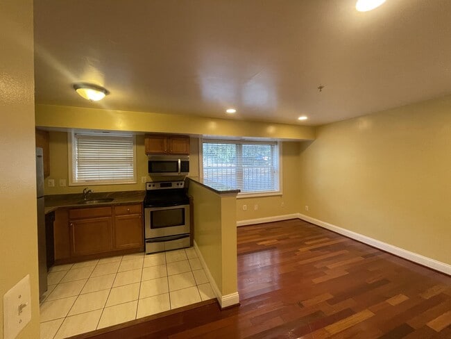 Photo - 4810 C St SE