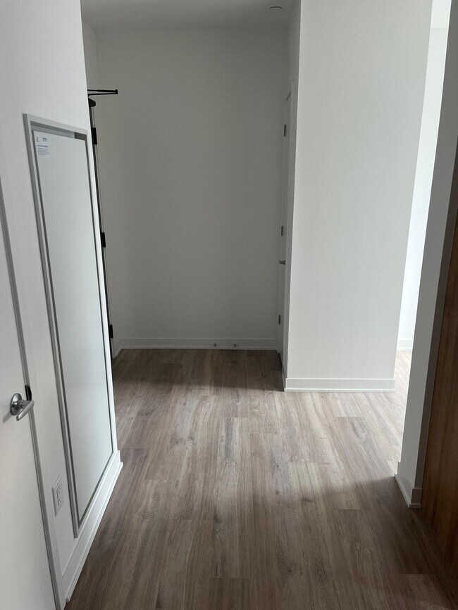 Photo - 20 All Nations Dr Unit 422