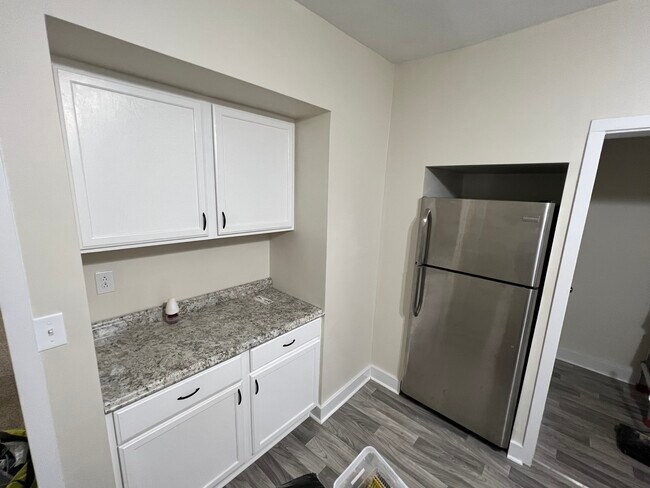 Photo - 104 Seward Ave