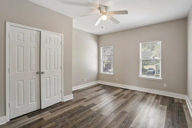 Photo - 751 Prince Pl NW