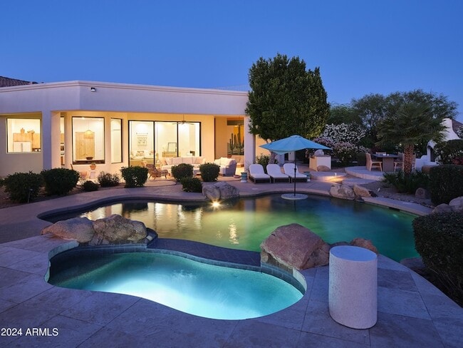Photo - 12301 E Shangri La Rd Casa