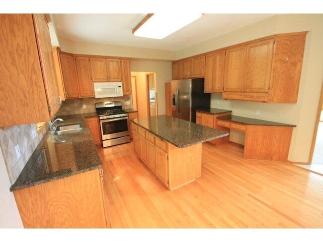 Photo - 19015 31st Pl N