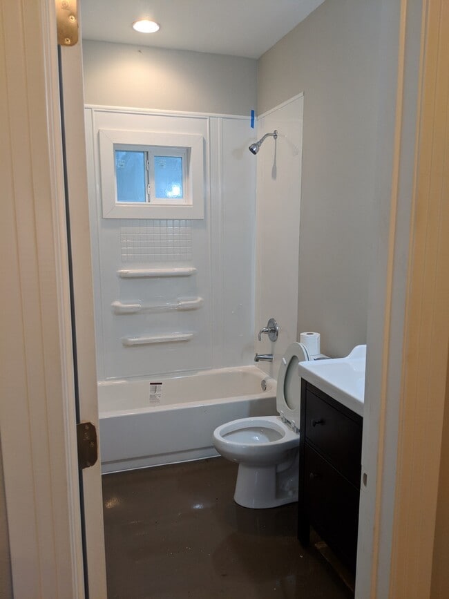 Baño - 1826 Maryland Ave