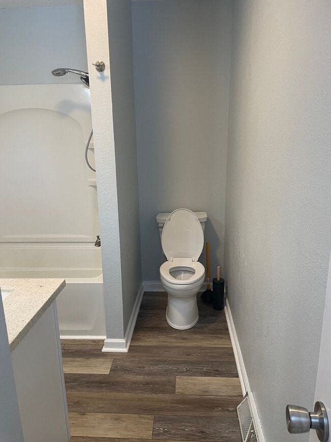 Photo - 2 Bedroom / 2 Bath Townhome Church Hill, TN