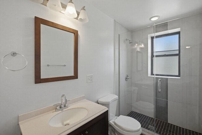 5555 N Magnolia Ave Unit 5559-G