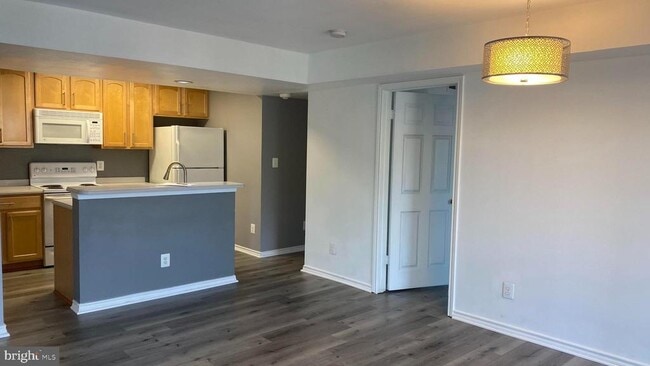 Photo - 3904 Penderview Dr Unidad 738