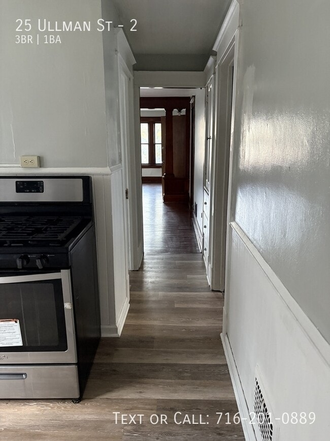 Photo - 25 Ullman St Unit 2