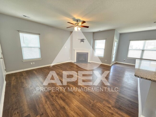 Photo - Stunning 5 Bd / 3.5 Ba 2-Story Single Family home in Hardin Valley!