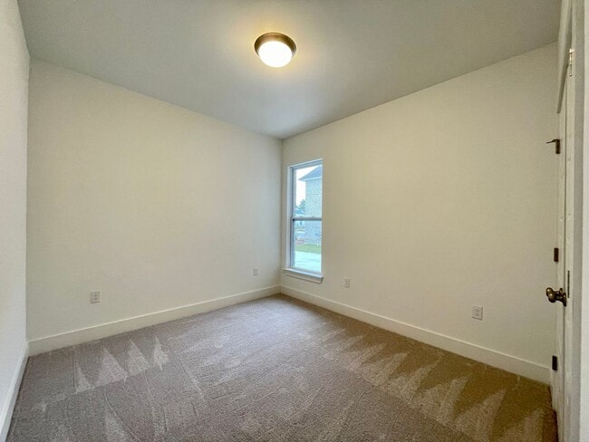 Photo - 25279 Burlington Dr