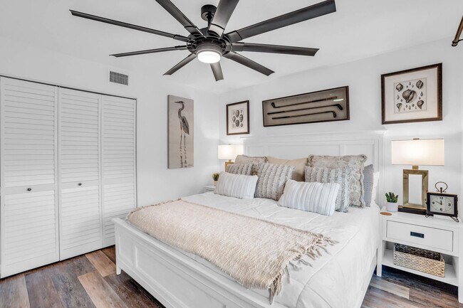 Photo - 580 Neapolitan Way Unit FL3-ID1073569P