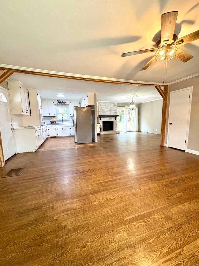 Photo - 1081 Ragin Ln