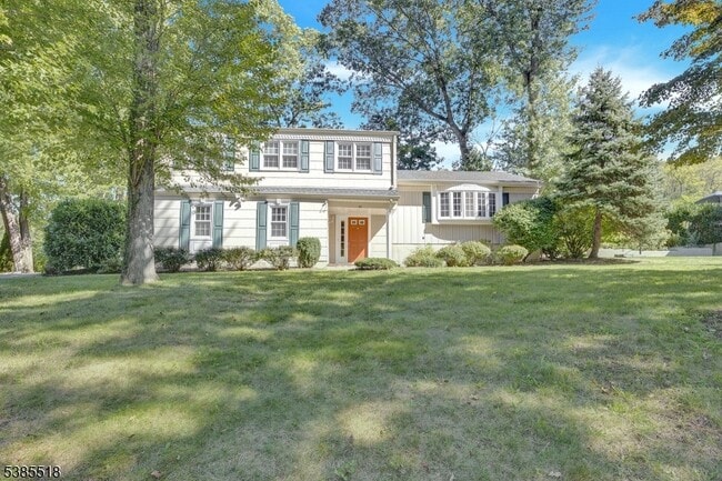Building Photo - 42 Stonewyck Rd Rental