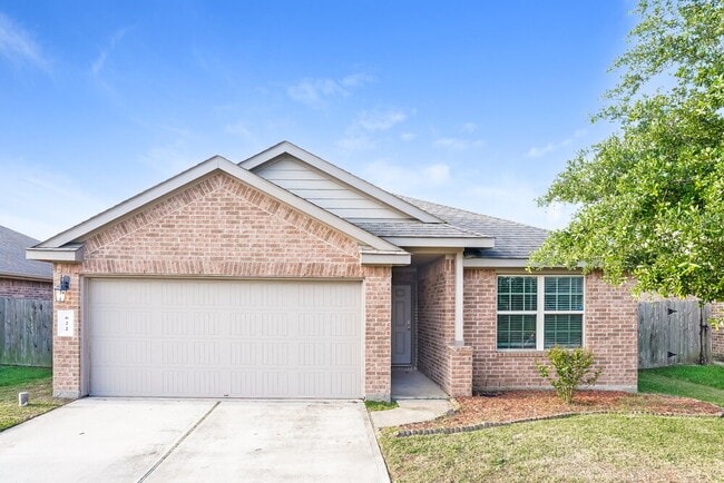 Building Photo - 622 Harvest Bluff Dr