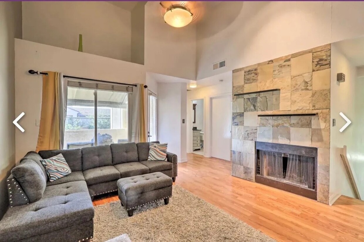 Photo - 4201 N 20th St (Phoenix, AZ)