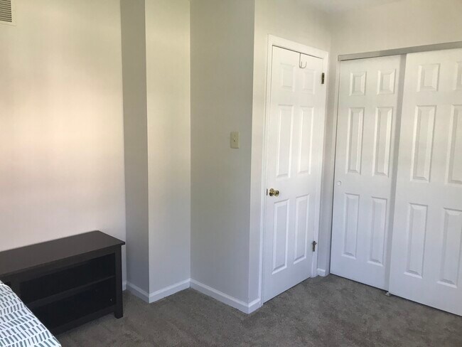 Bedroom - 410 Avenue E
