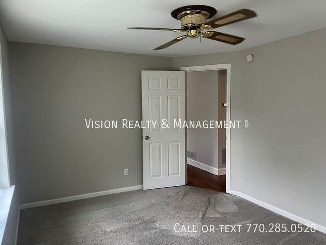 Photo - 1012 Sapphire St