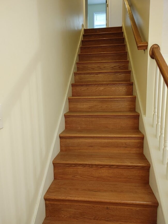 Photo - West Knoxville 37909 - Beautiful & newly remodeled with 4 bedroom, 3.5 baths - Call Sharon Arnwin...