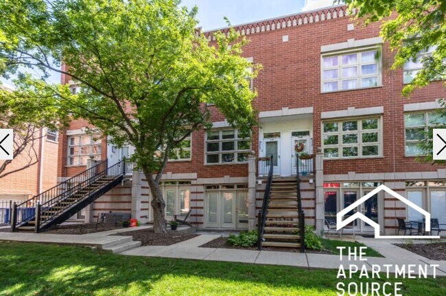 Photo - 855 W Erie St Unit 119