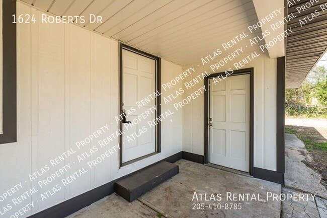 Photo - 1624 Roberts Dr