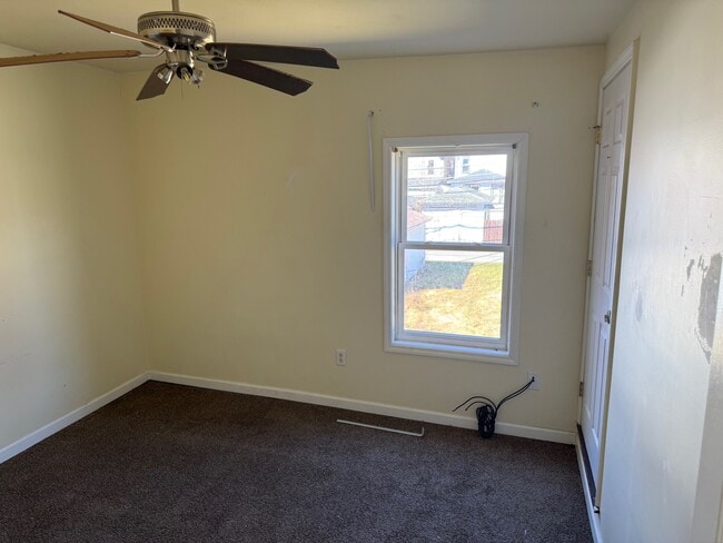 Photo - 413 N 6th Ave