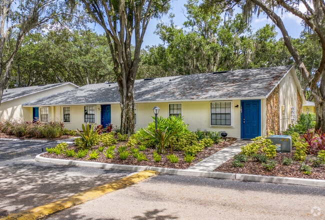Sherwood Oaks Apartments