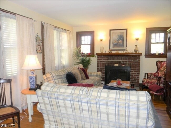 Photo - 34 Ahnert Ave