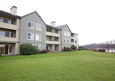 Building Photo - 5170 S Landing Dr Unit 204