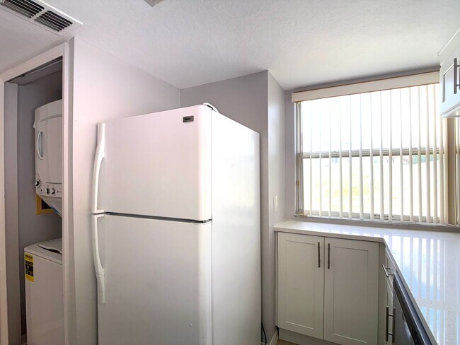 Photo - 306 Mango Dr Unidad 306 Mango - Main