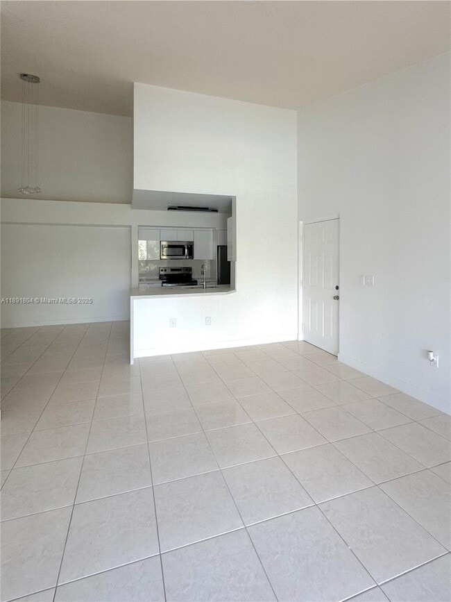 Photo - 620 SW 111th Ave Unit 304