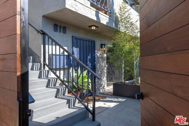 818 Pacific Ave Unidad 2