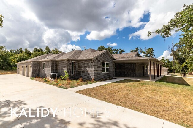 Photo - 1679 Kalidy Dr