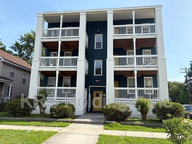 Building Photo - 325 W 31st St Unit 6