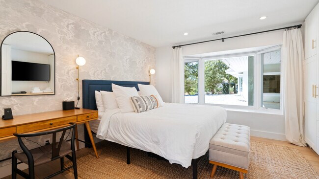2234 Lytton Springs Rd Unit SI ID1538722P