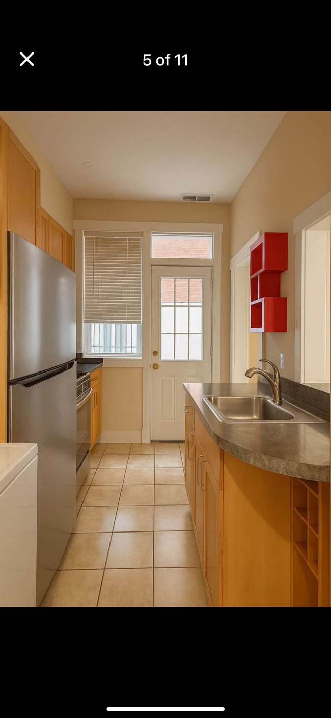 Photo - 2626 11th St NW