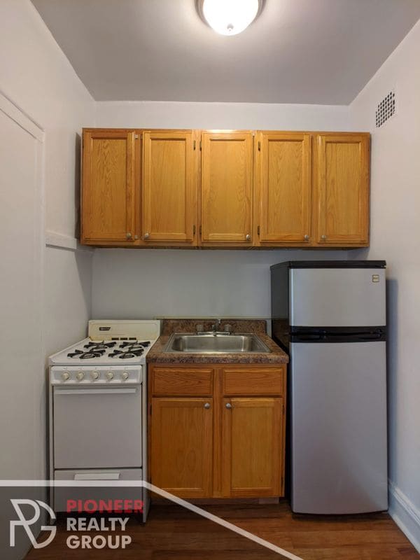 Photo - 2536 N Sawyer Ave Unit 308