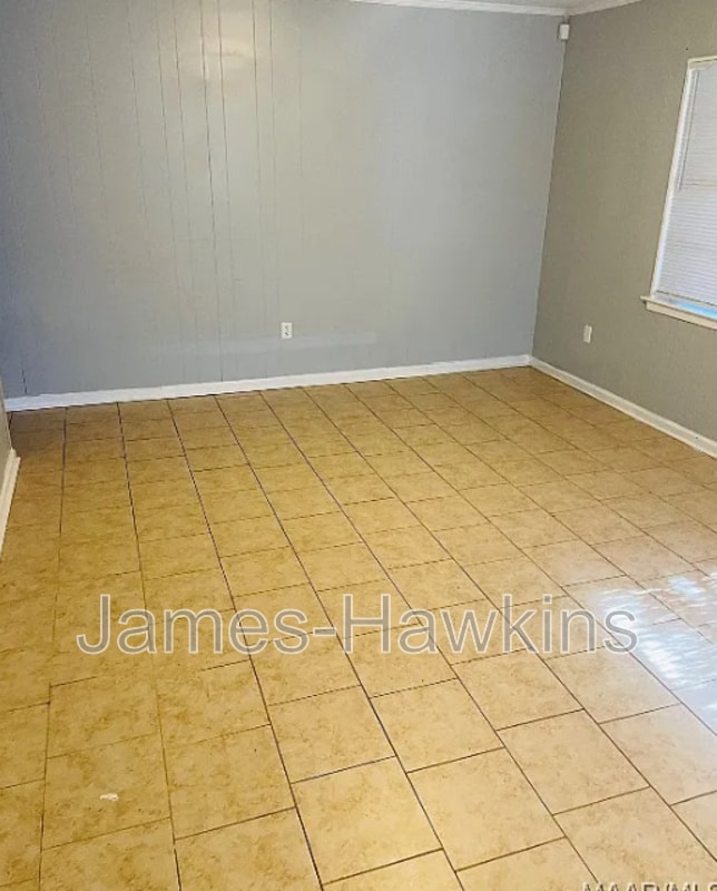 Photo - 636 Green Leaf Dr