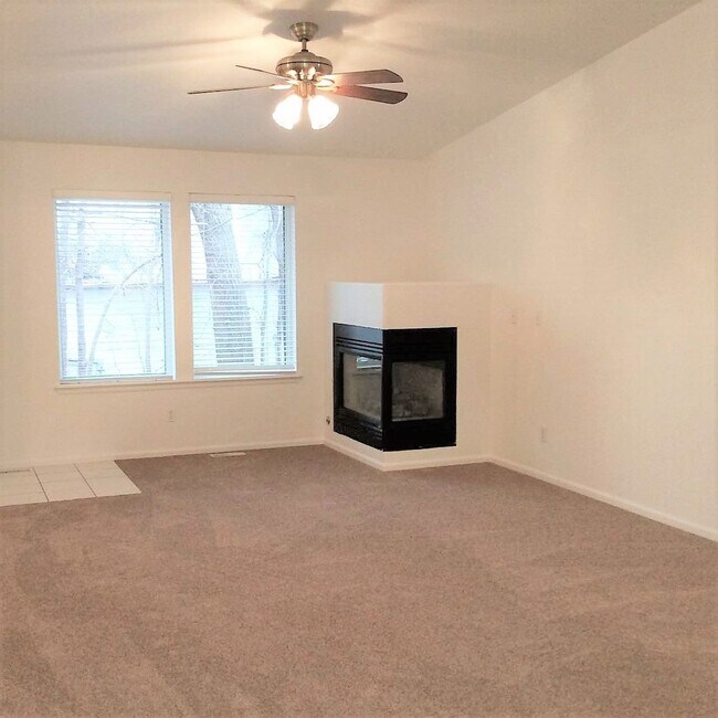 117-119 - 117-119 Apartment Unit 119
