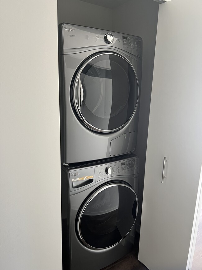 Photo - Vantage on the Park