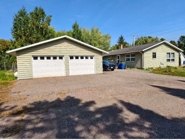 Photo - Click the “Apply Now” button or email wapmrentals@gmail.com for a prompt response.