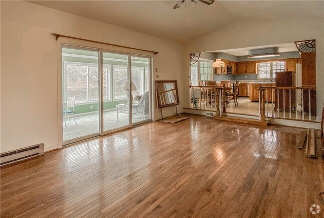 Building Photo - 255 Starritt Ln Rental