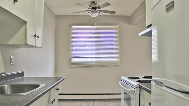 Photo - Camelia Court