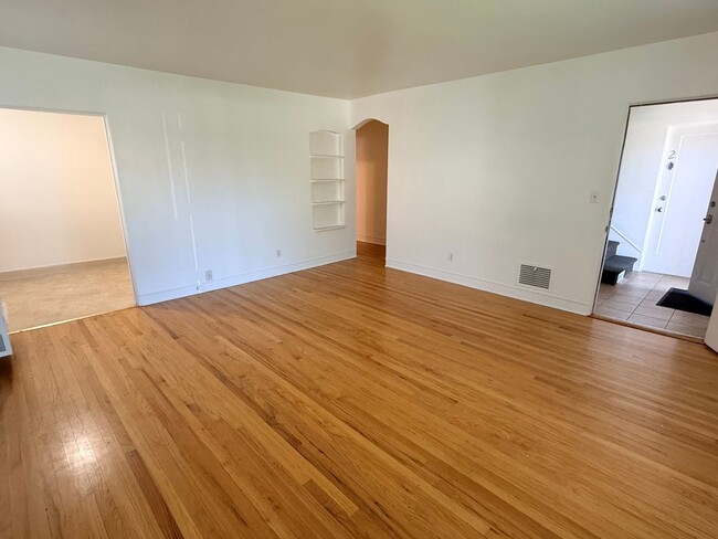 820 S Arlington Ave Unidad 1