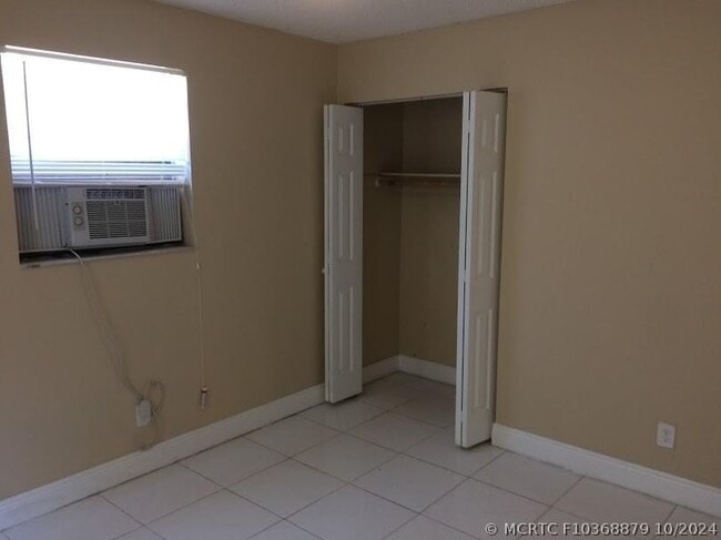 Photo - 708 NW 6th St