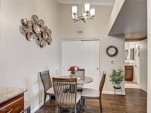 Photo - 950 Seven Hills Dr Unit 77
