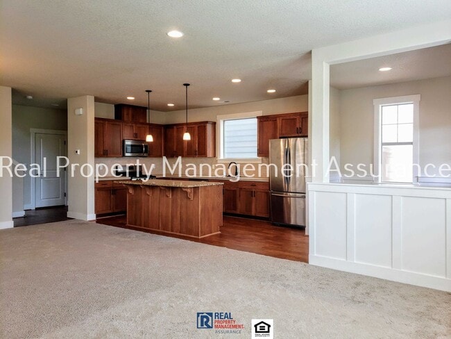 Photo - 15079 NW Rossetta St