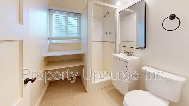 Photo - 640 Bird St Unit 1