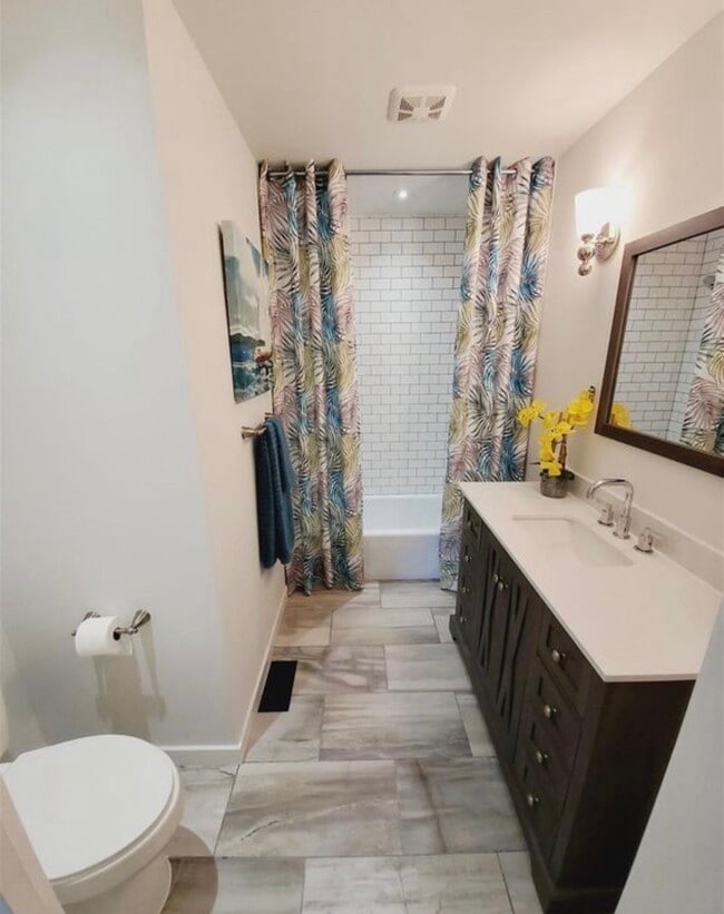 Photo - 565 Lakeland Dr